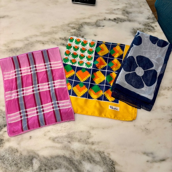 Vintage Scarves Vera Neumann, Paoli, Navy Sheer, Excellent Condition - Picture 1 of 16